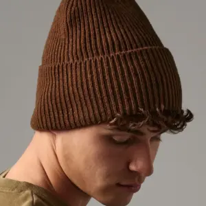 oversized cuffed beanie