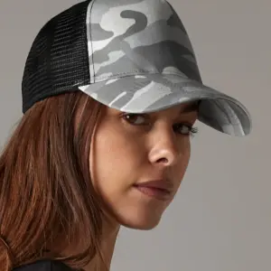 camo snapback trucker