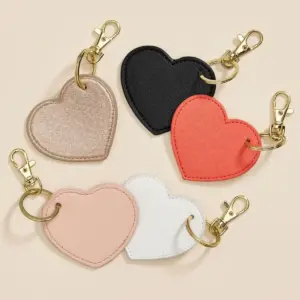 boutique heart key clip