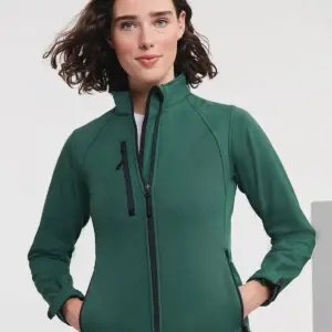 ladies’ softshell jacket