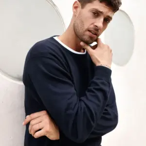 mens’ round neck pullover