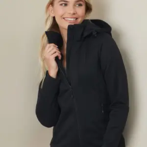 lux softshell jacket