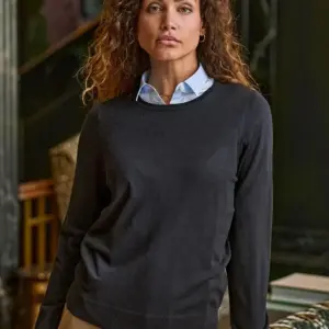 womens crew neck